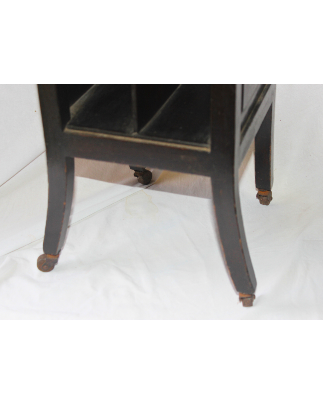 Móvel Antigo Porta Telefone Madeira Preto "Lowell" com Rodízios - Vintage 74cm