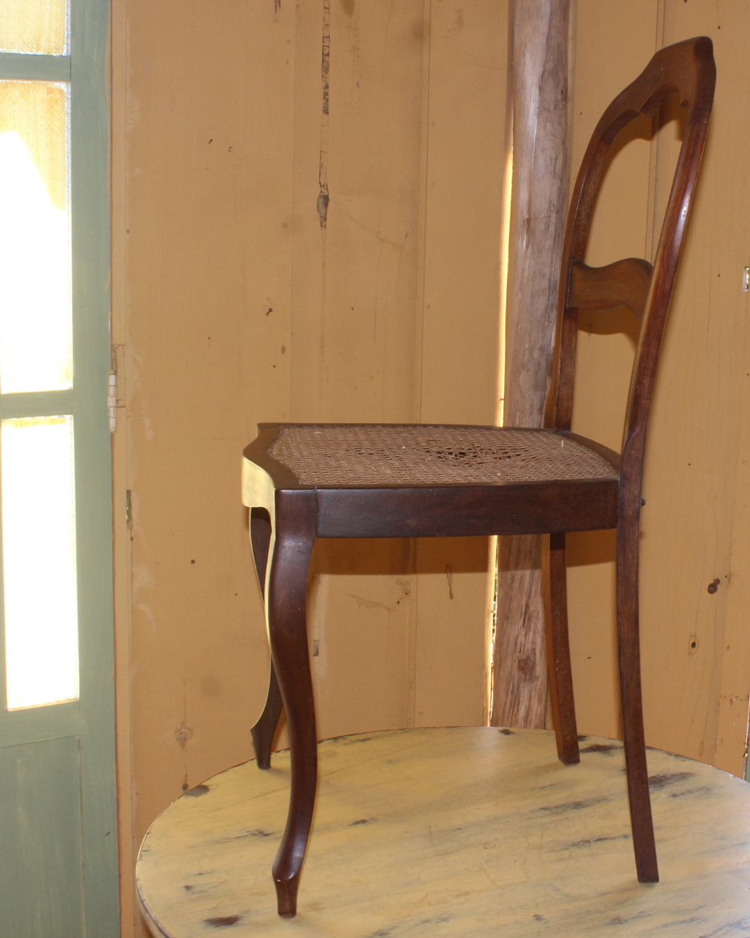 Cadeira Vintage Clássica em Madeira Curvada - Assento Palhinha p/ Restauro