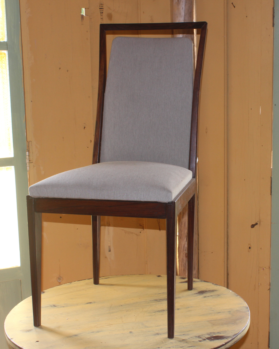 Cadeira Vintage Mid-Century em Madeira Nobre - Carpintaria União (Teresópolis) - Etiqueta Original