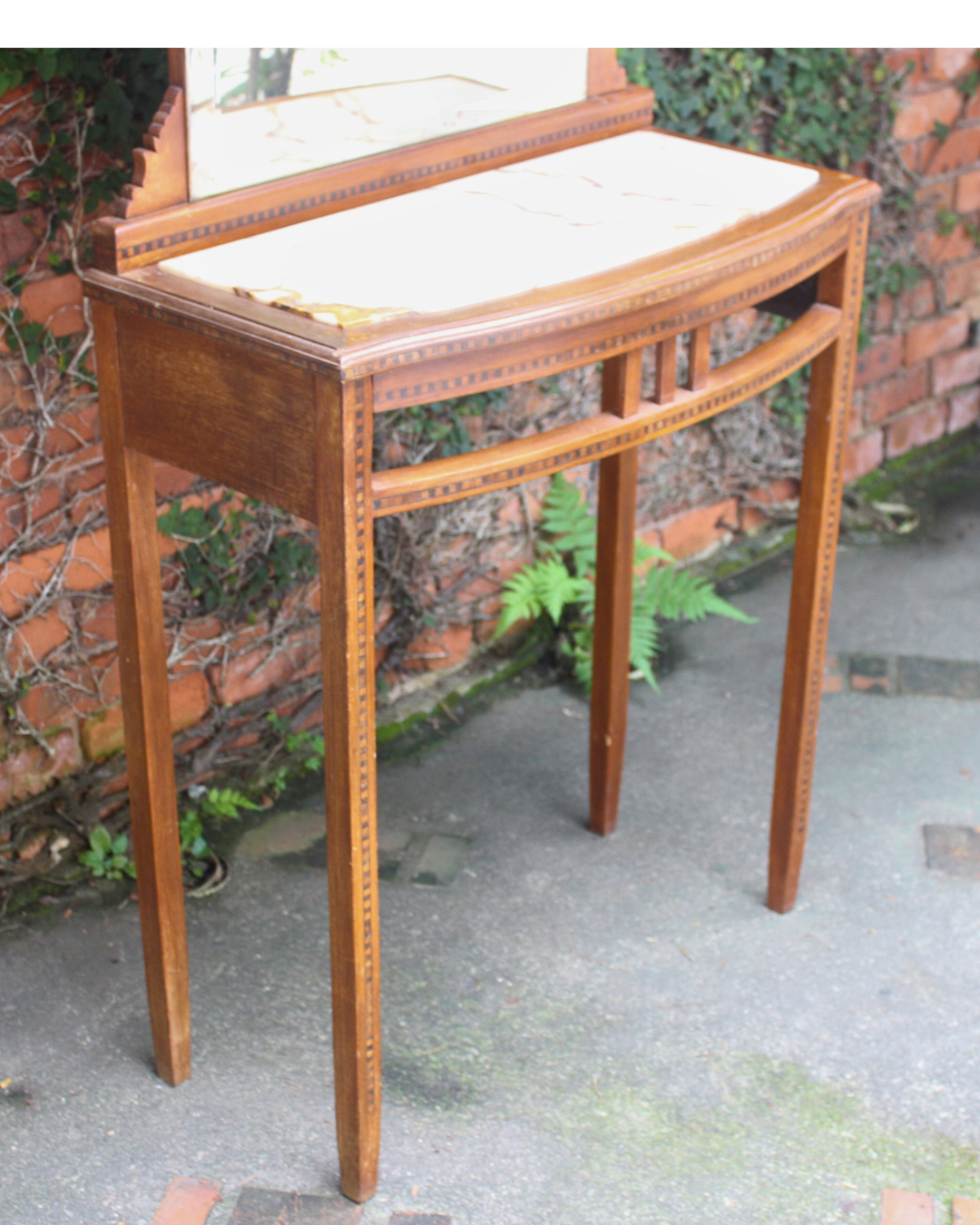 Aparador Console Antigo com Espelho, Tampo Mármore e Marchetaria/Filetado - Estilo Clássico