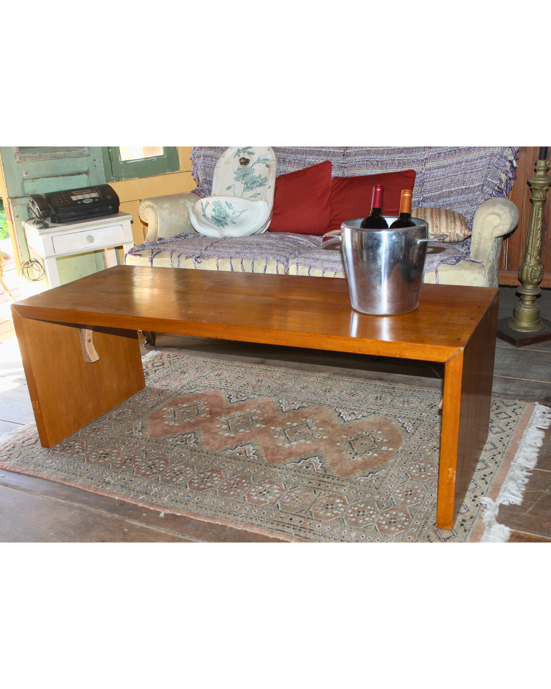 Banco / Mesa de Centro Minimalista em Madeira Tauarí Maciça (126cm)
