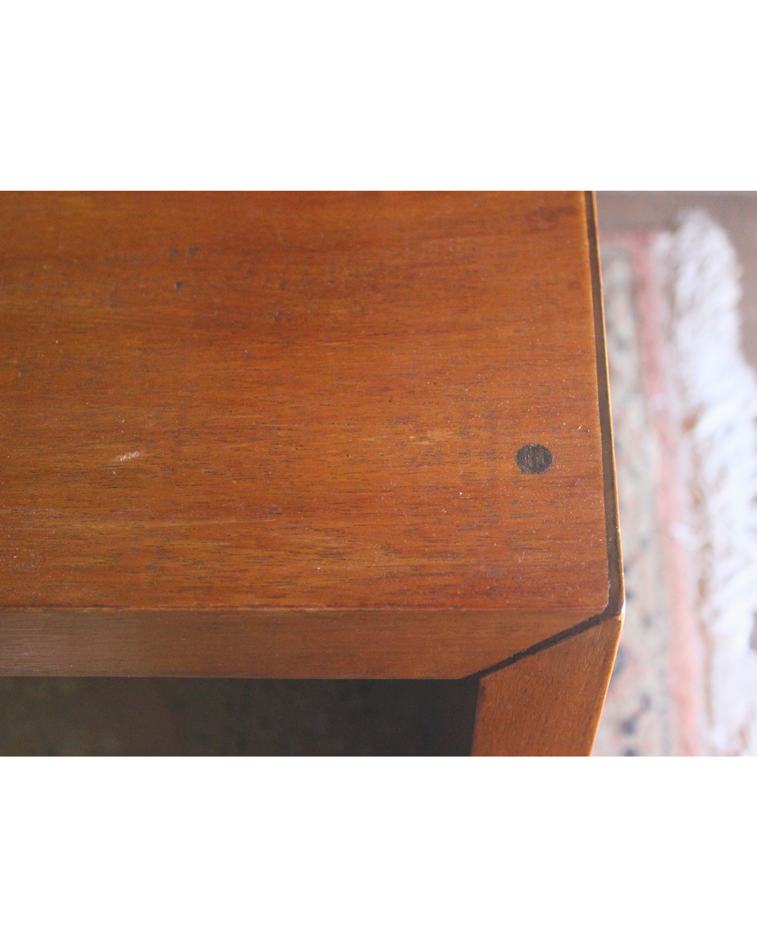 Banco / Mesa de Centro Minimalista em Madeira Tauarí Maciça (126cm)