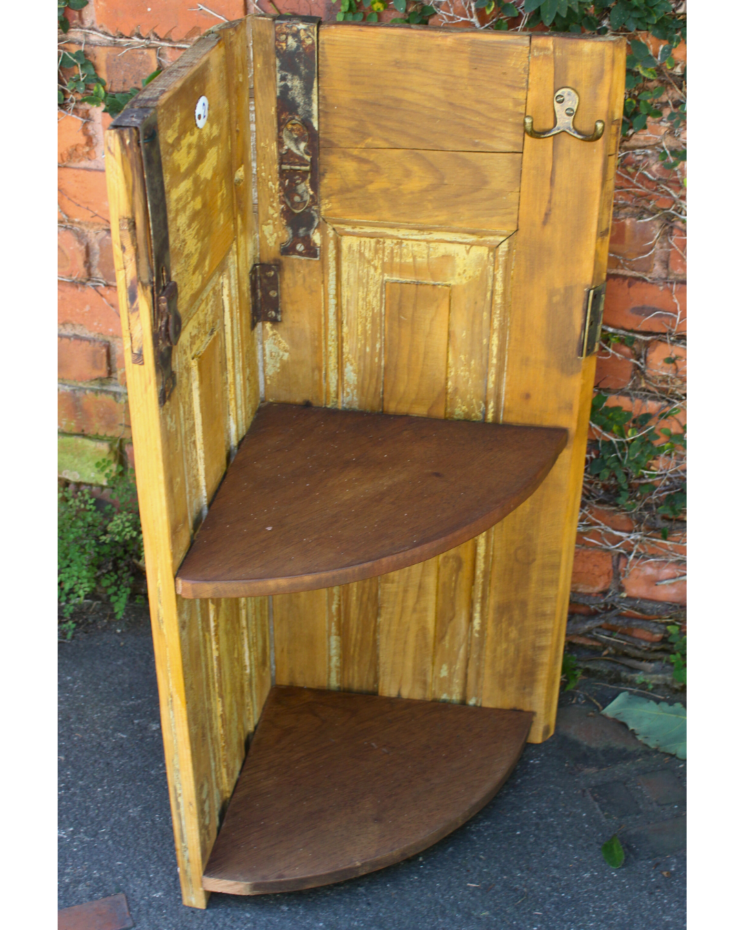 Prateleira de Canto Vintage Upcycled