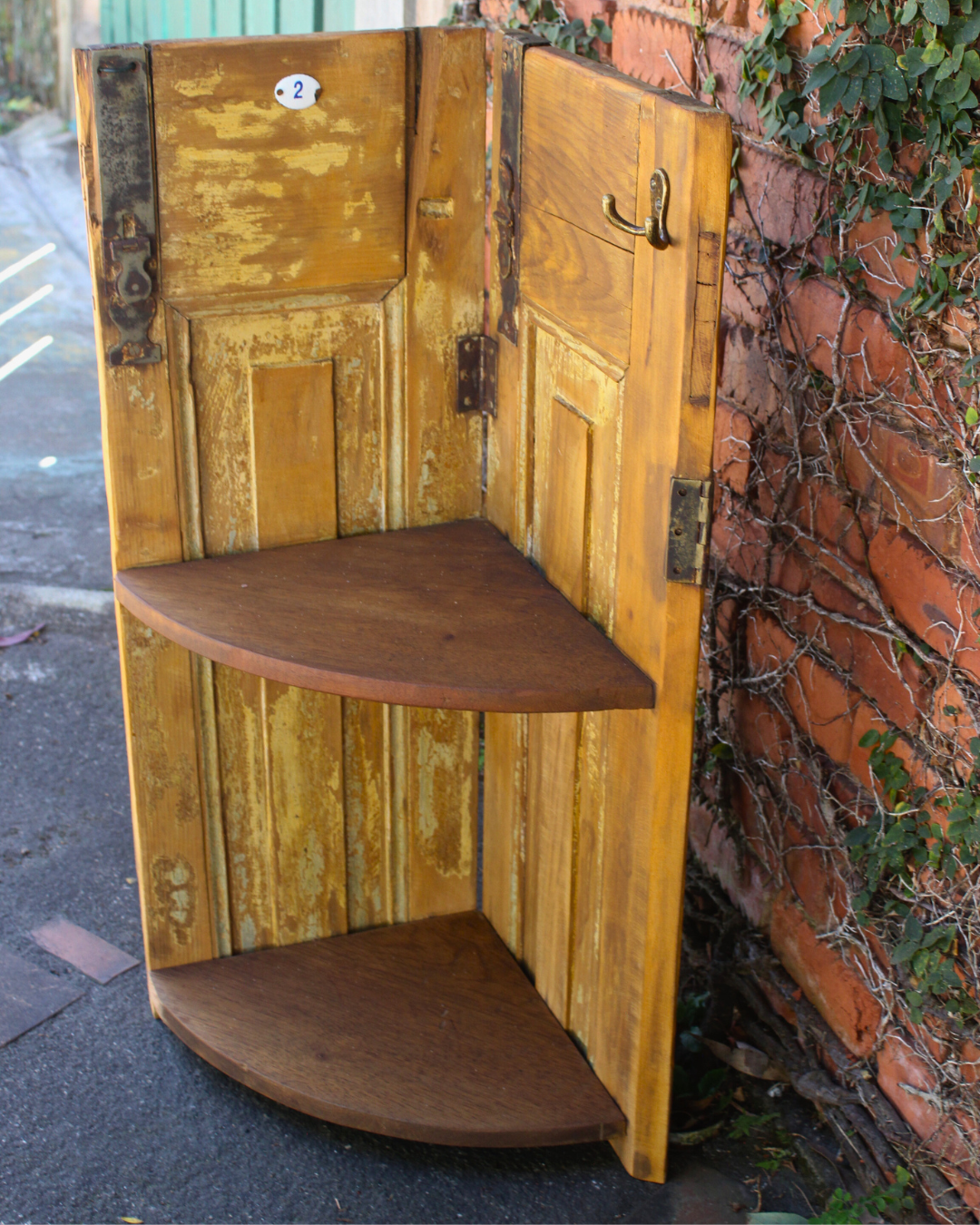 Prateleira de Canto Vintage Upcycled