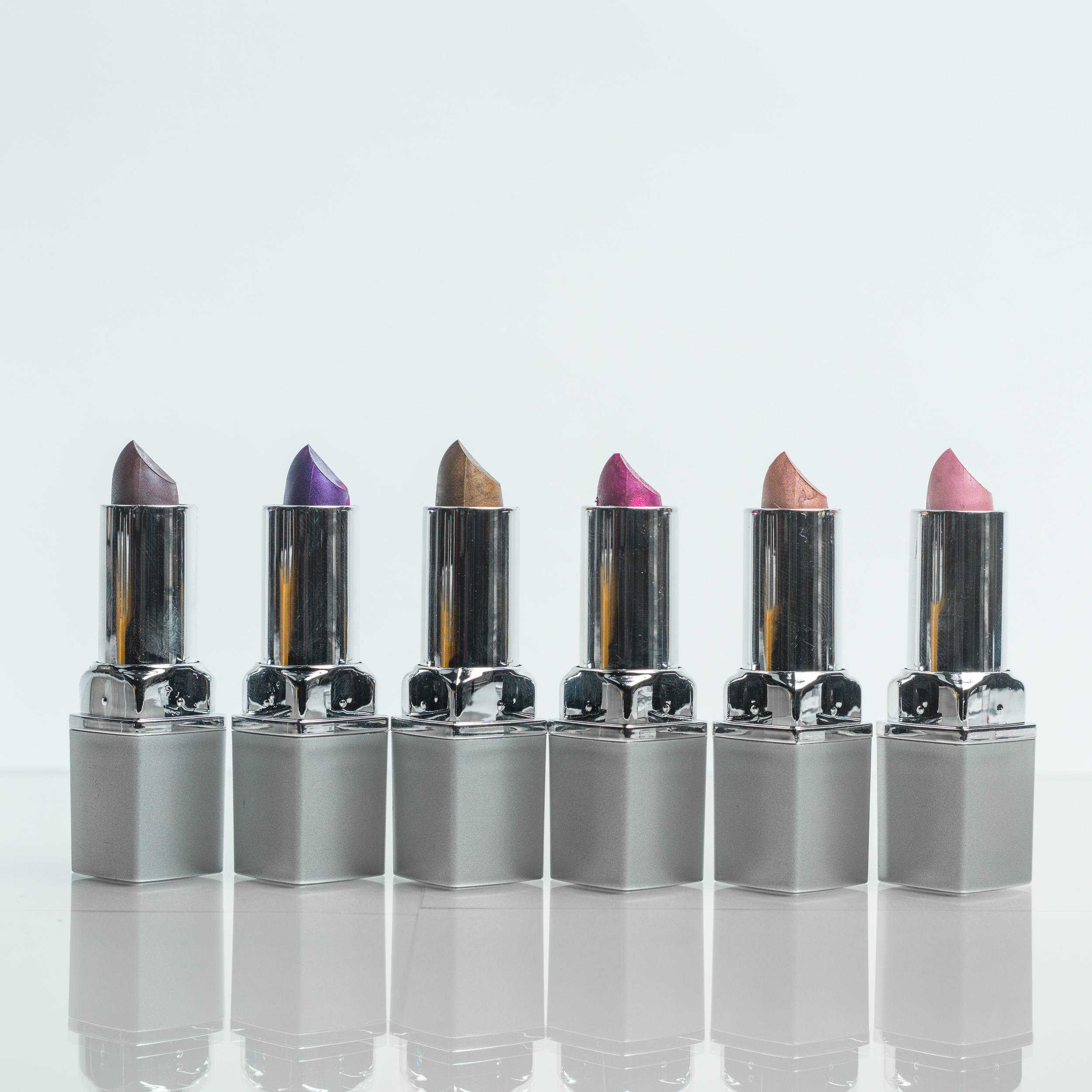 GET 3 LIPSTICKS FOR $45!!!
