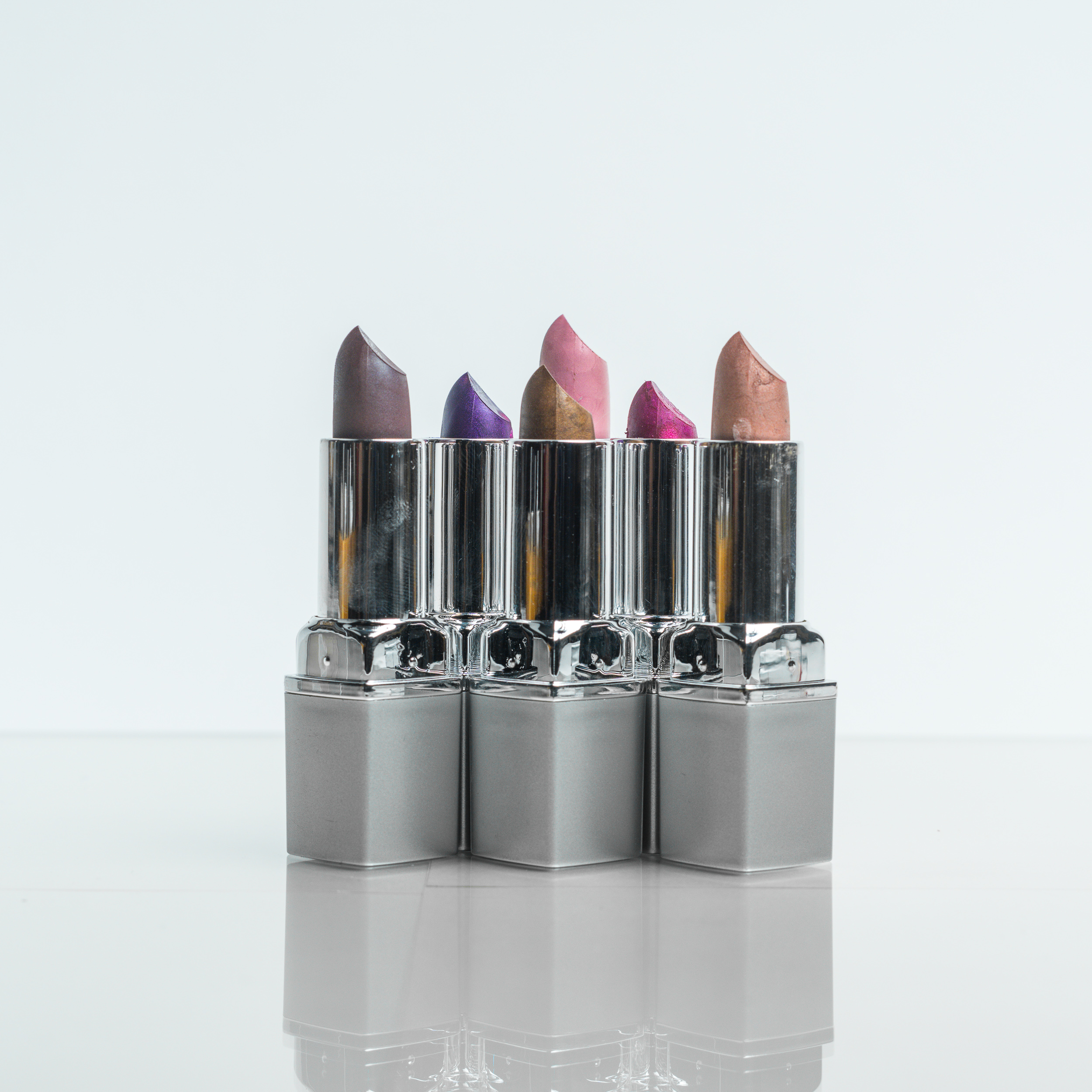 GET 3 LIPSTICKS FOR $45!!!