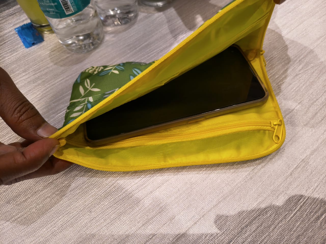 Green Leaf Patterned Fabric Pouch