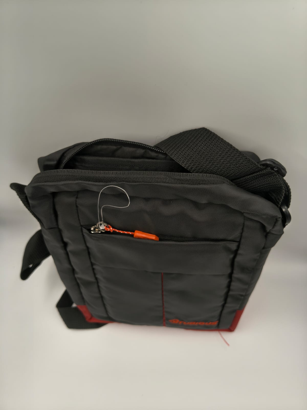 Sturdy Laptop Shoulder Bag