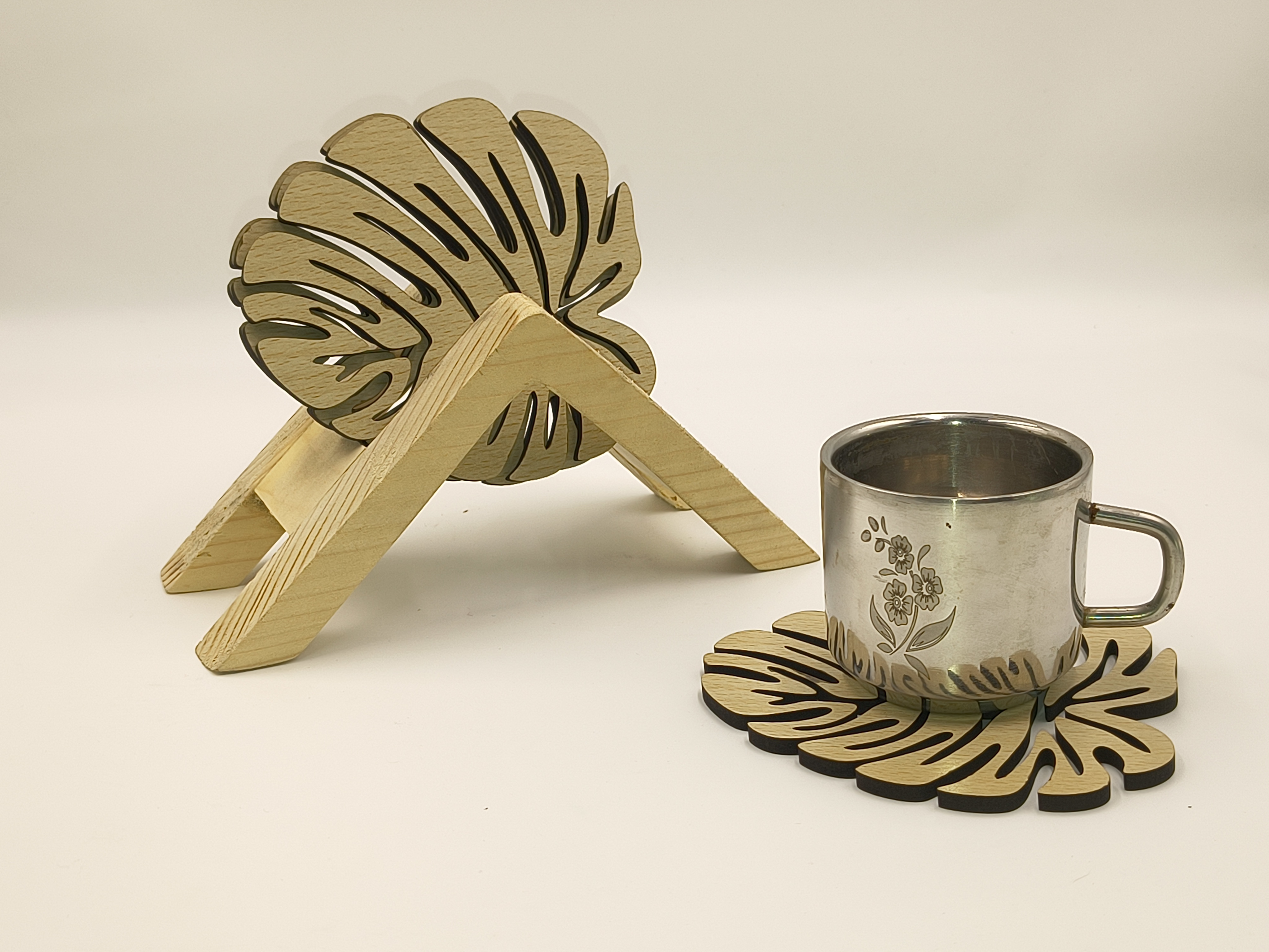 Wooden Leaf-Shaped Coasters without base
