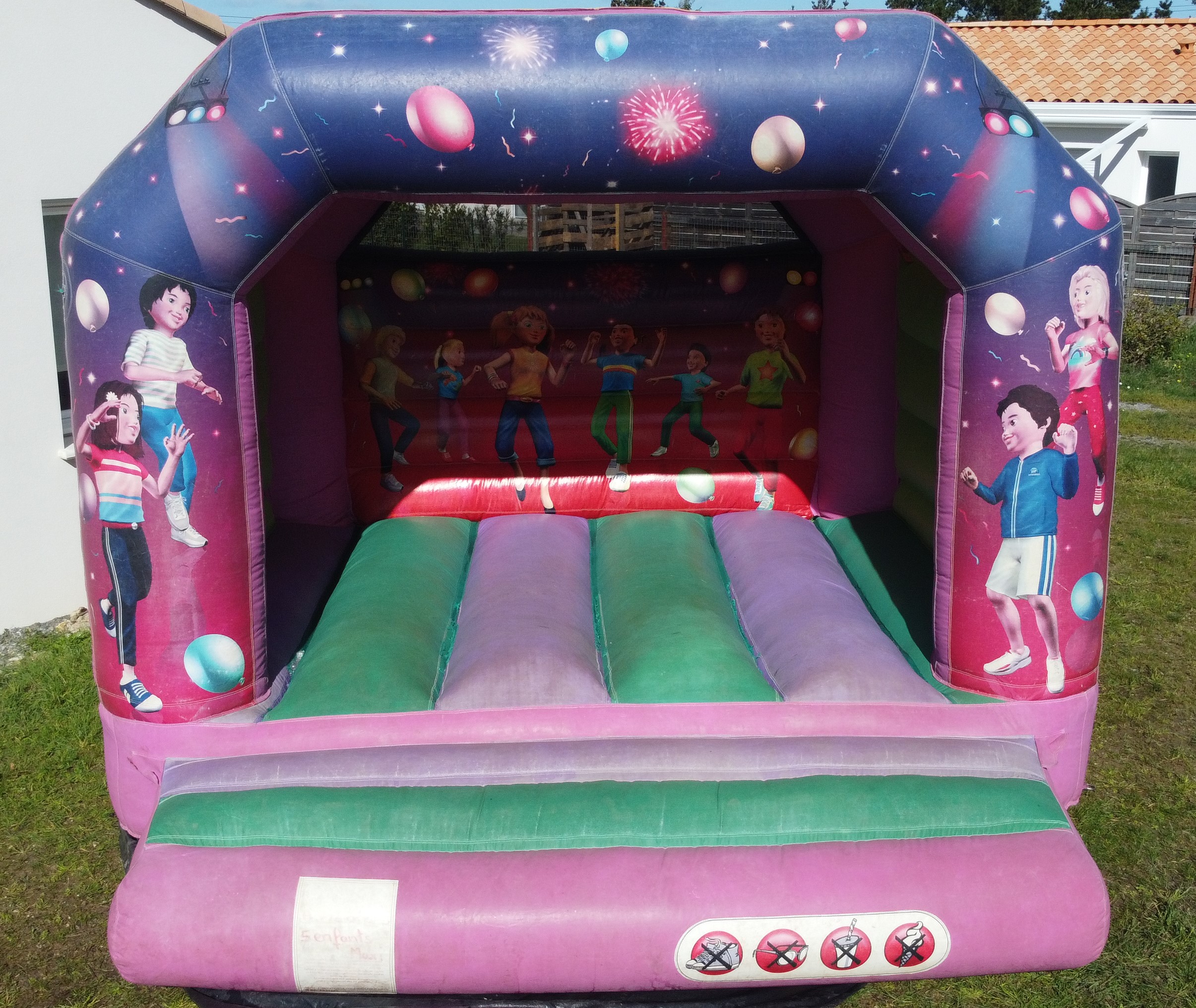 Structure gonflable pour enfants