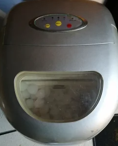 Machine à glaçons 