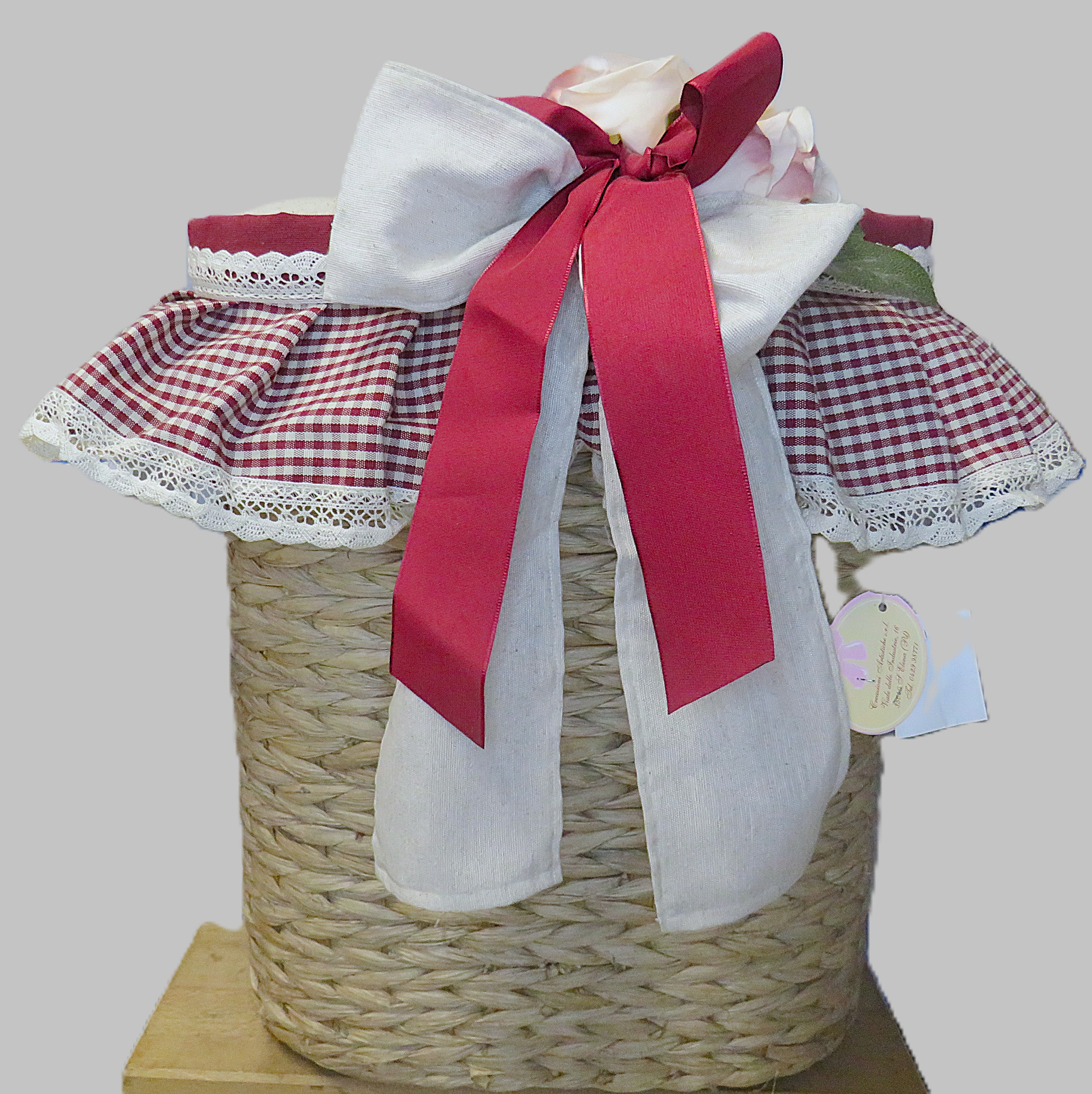 Baule rosso in vimini (piccolo)
