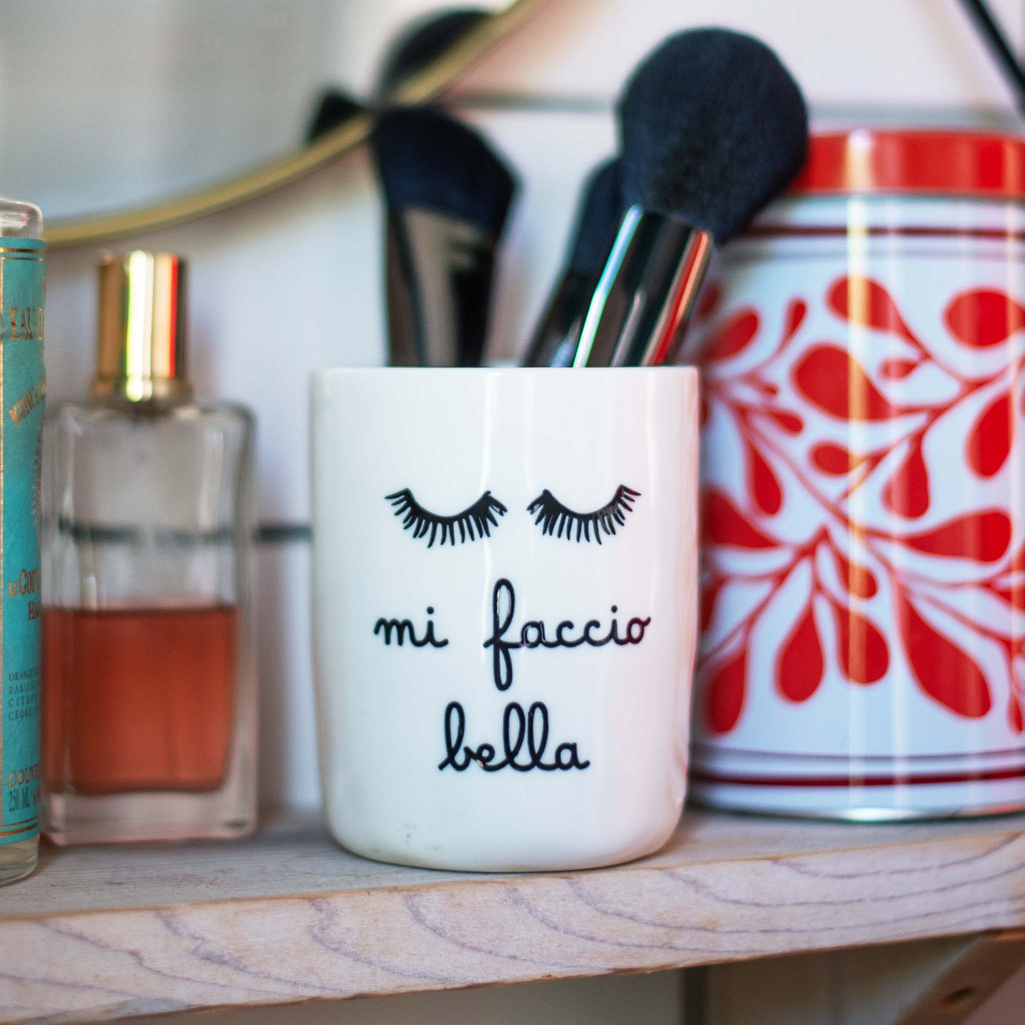 Portacosmetici in ceramica "Mi faccio bella"