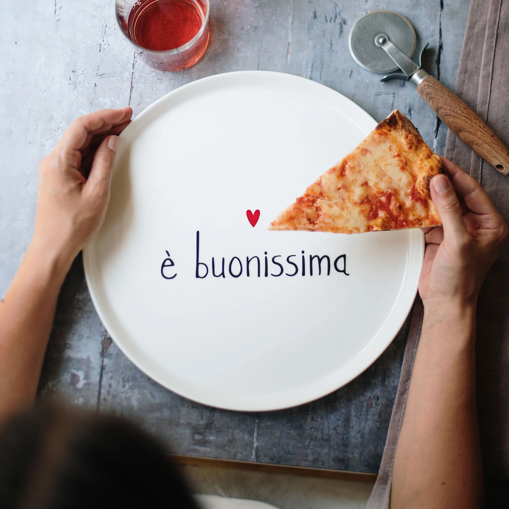 Piatto pizza ceramica "E' buonissima"