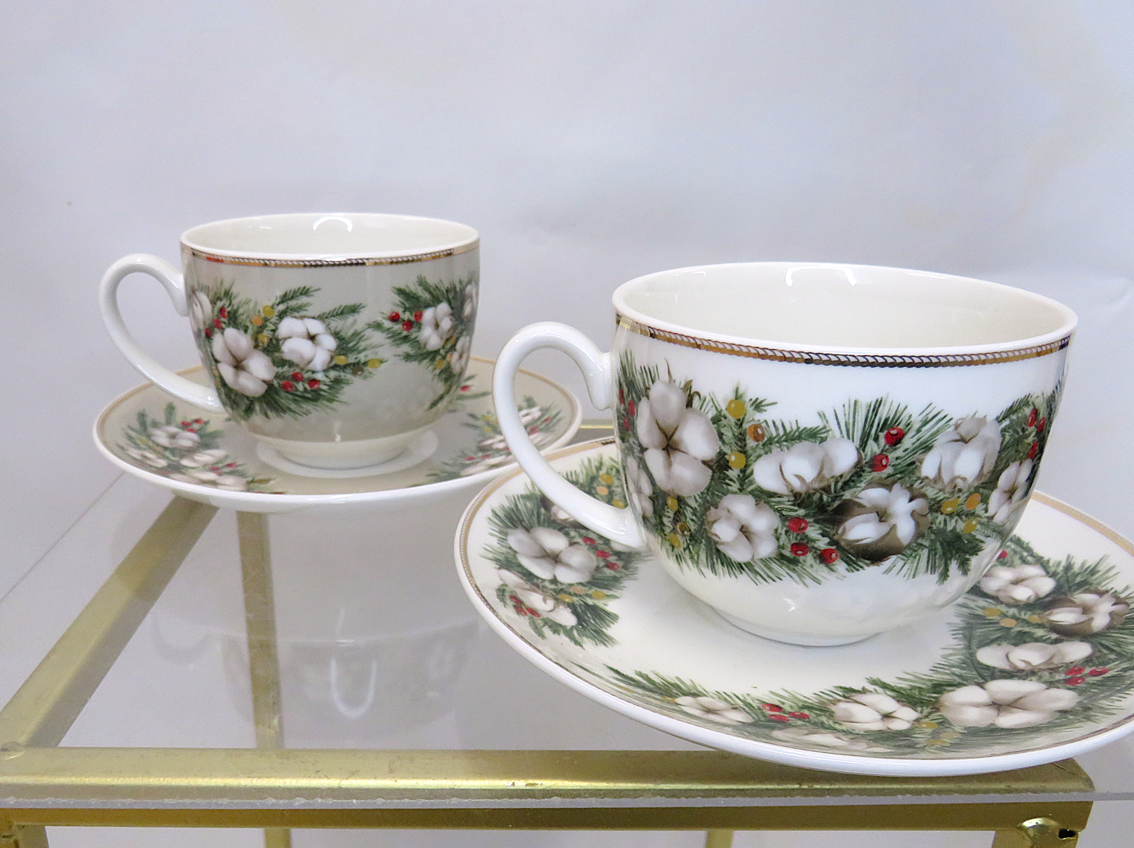 Set 2 tazze da tè con piattino Batuffoli in ceramica