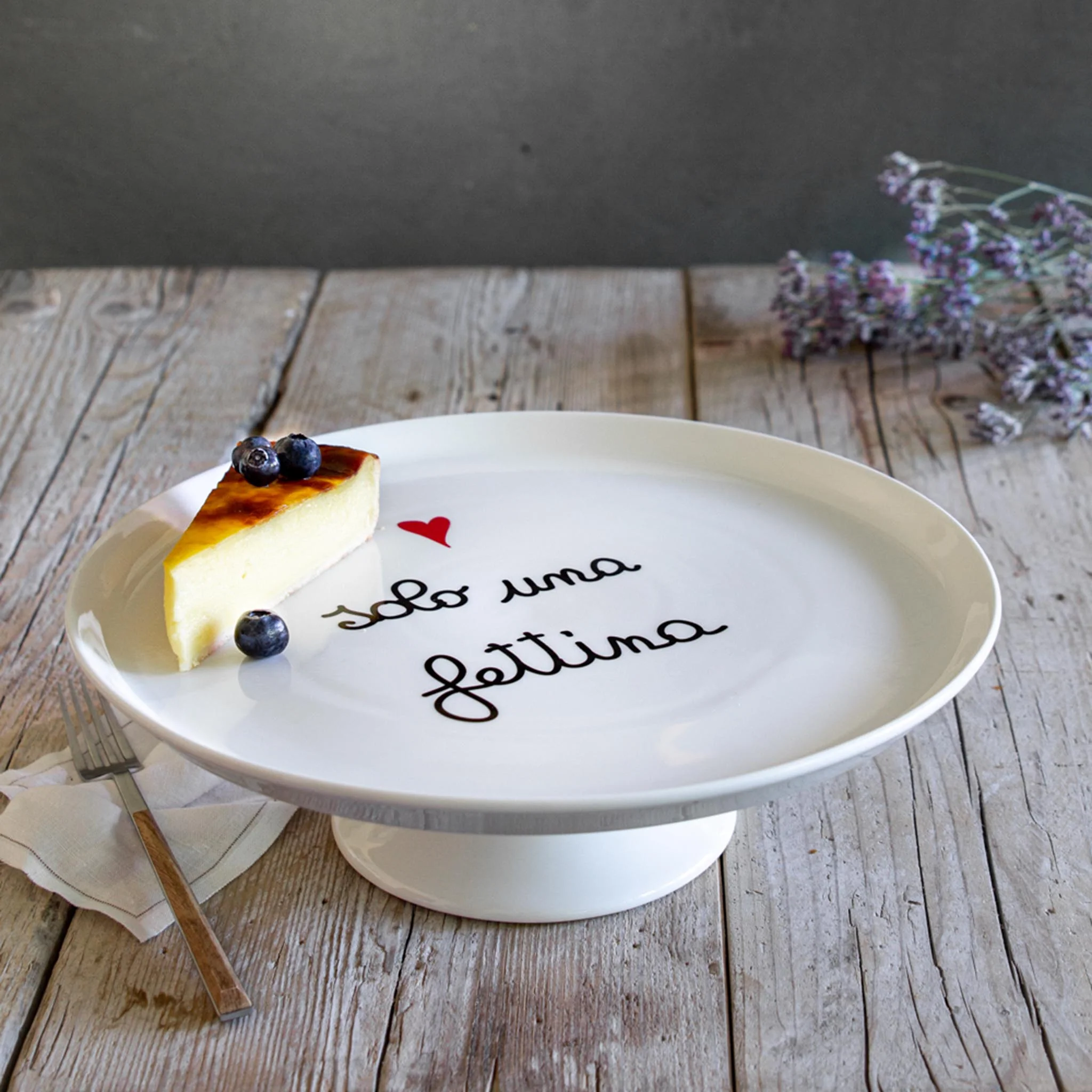 Alzata per dolci e torte in ceramica "Solo una fettina"