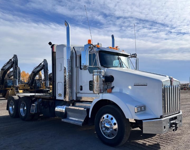 KENWORTH T800 2015