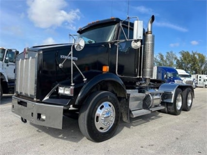 KENWORTH T800 2007