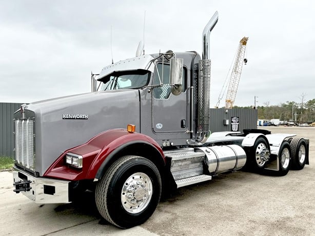 KENWORTH T800 2015