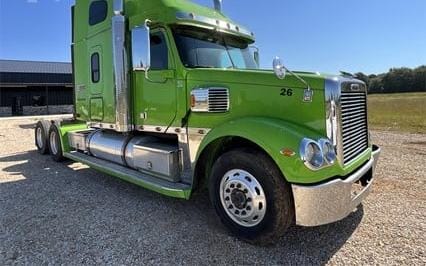 FREIGHTLINER CORONADO 2016 Motor detroit Serie 60  Transmisión manual 13 velocidades  546.000 millas