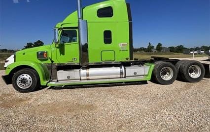 FREIGHTLINER CORONADO 2016 Motor detroit Serie 60  Transmisión manual 13 velocidades  546.000 millas