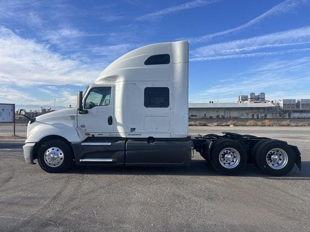 2021 INTERNATIONAL LT