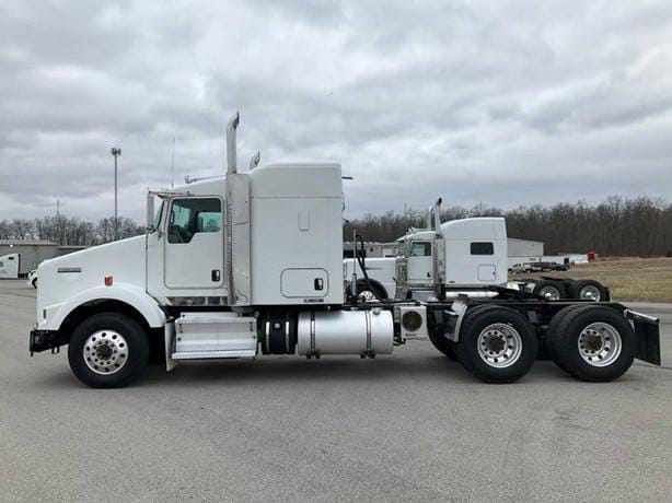 KENWORTH T800 2015