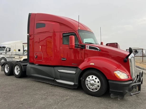 KENWORTH T680 2021