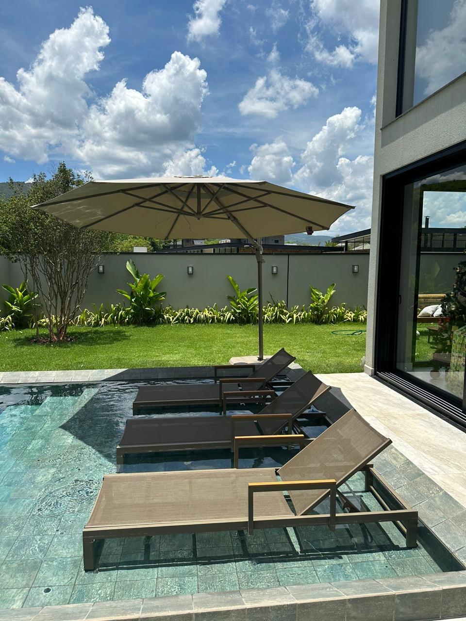 Espreguiçadeira Canadá com apoio de braço – Alumínio e Tela Sling