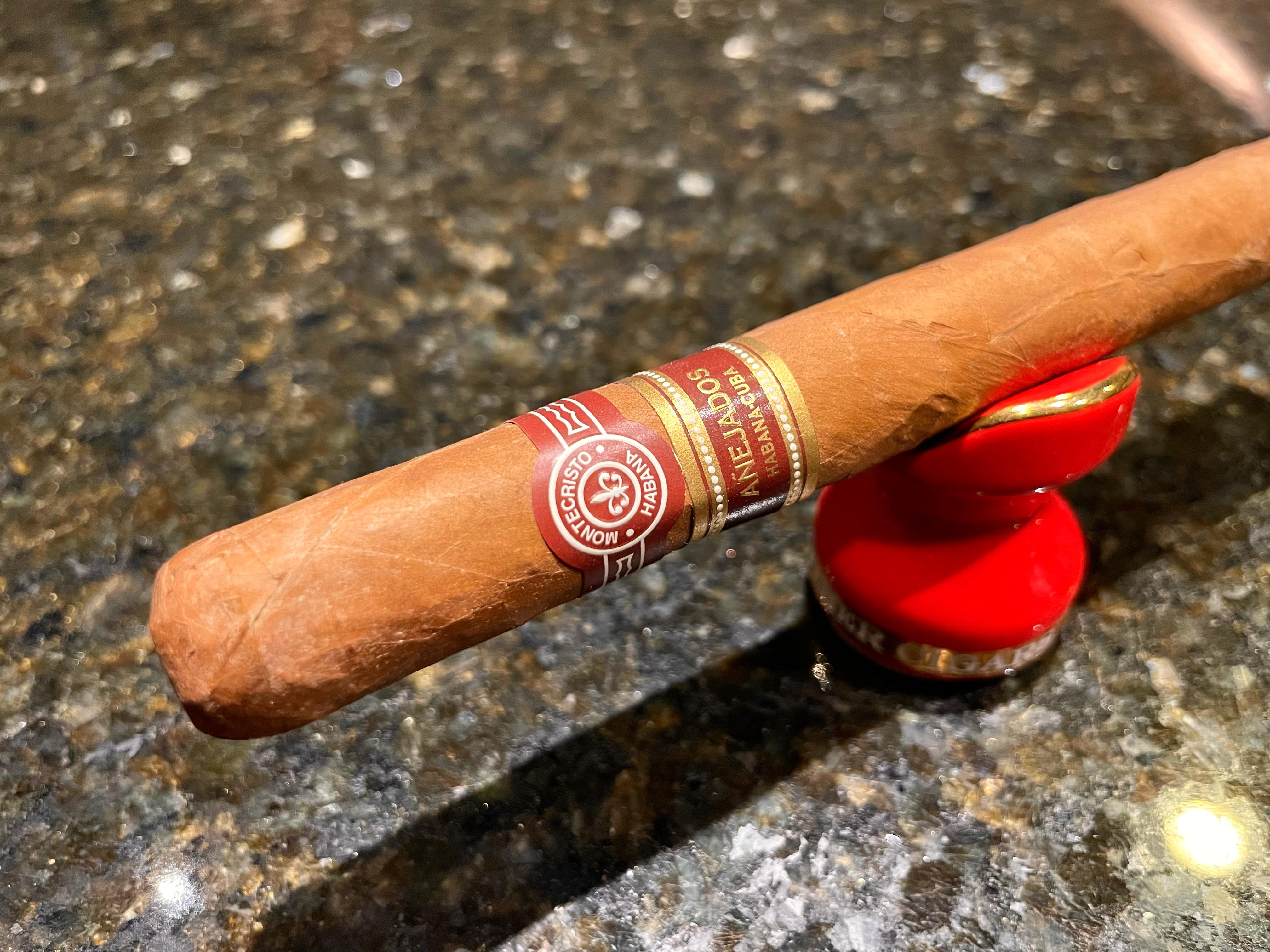 MONTECRISTO CHURCHILLS AÑEJO C/25