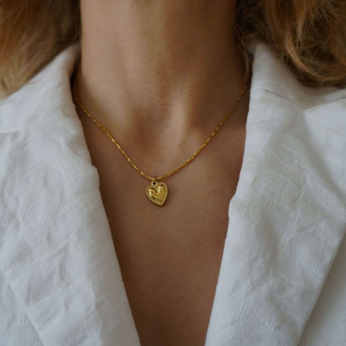 Dainty Heart Necklace