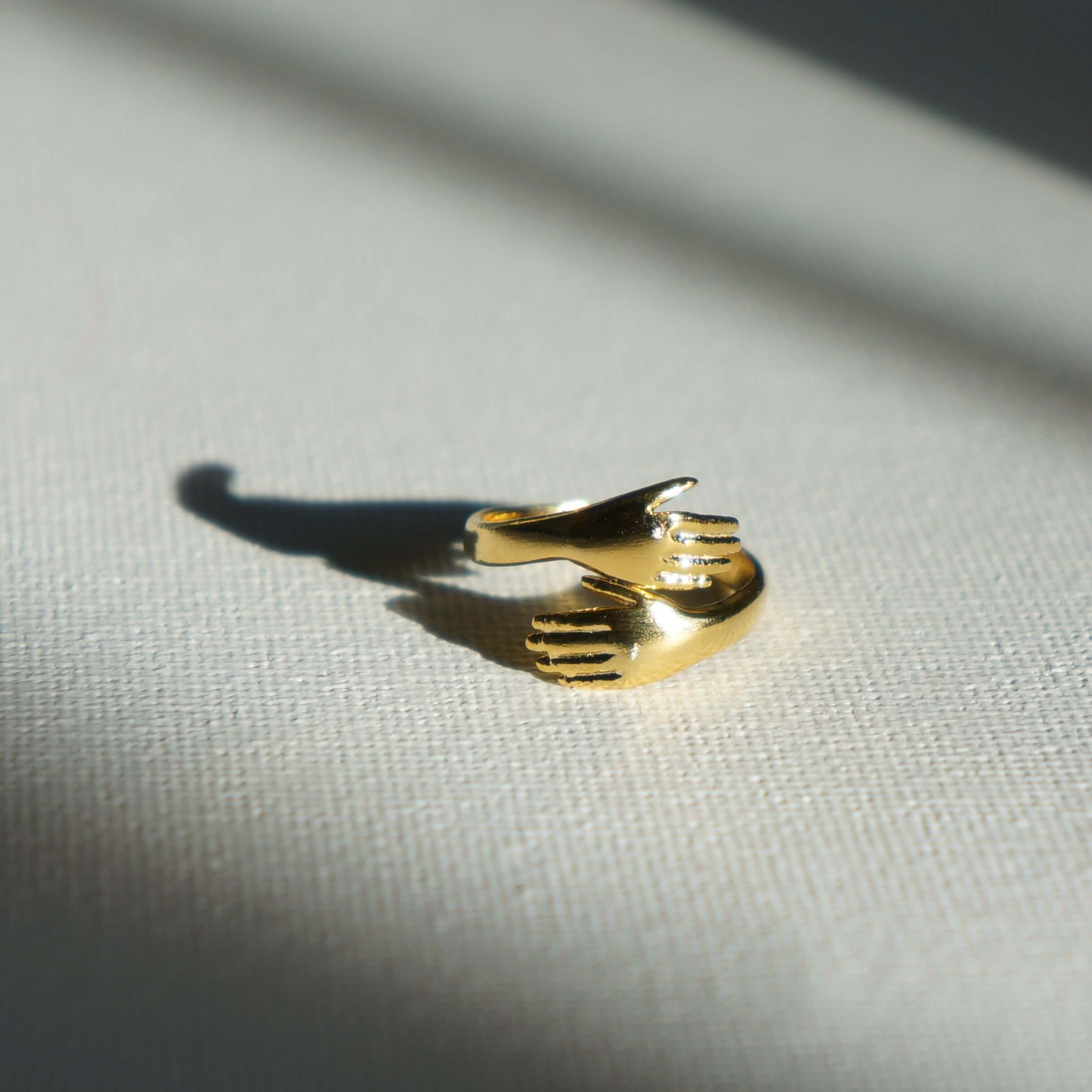 Hug Ring