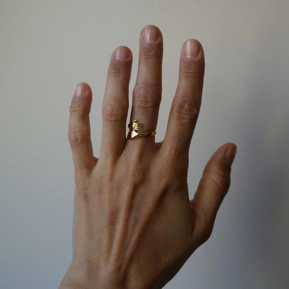 Hug Ring