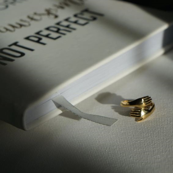 Hug Ring