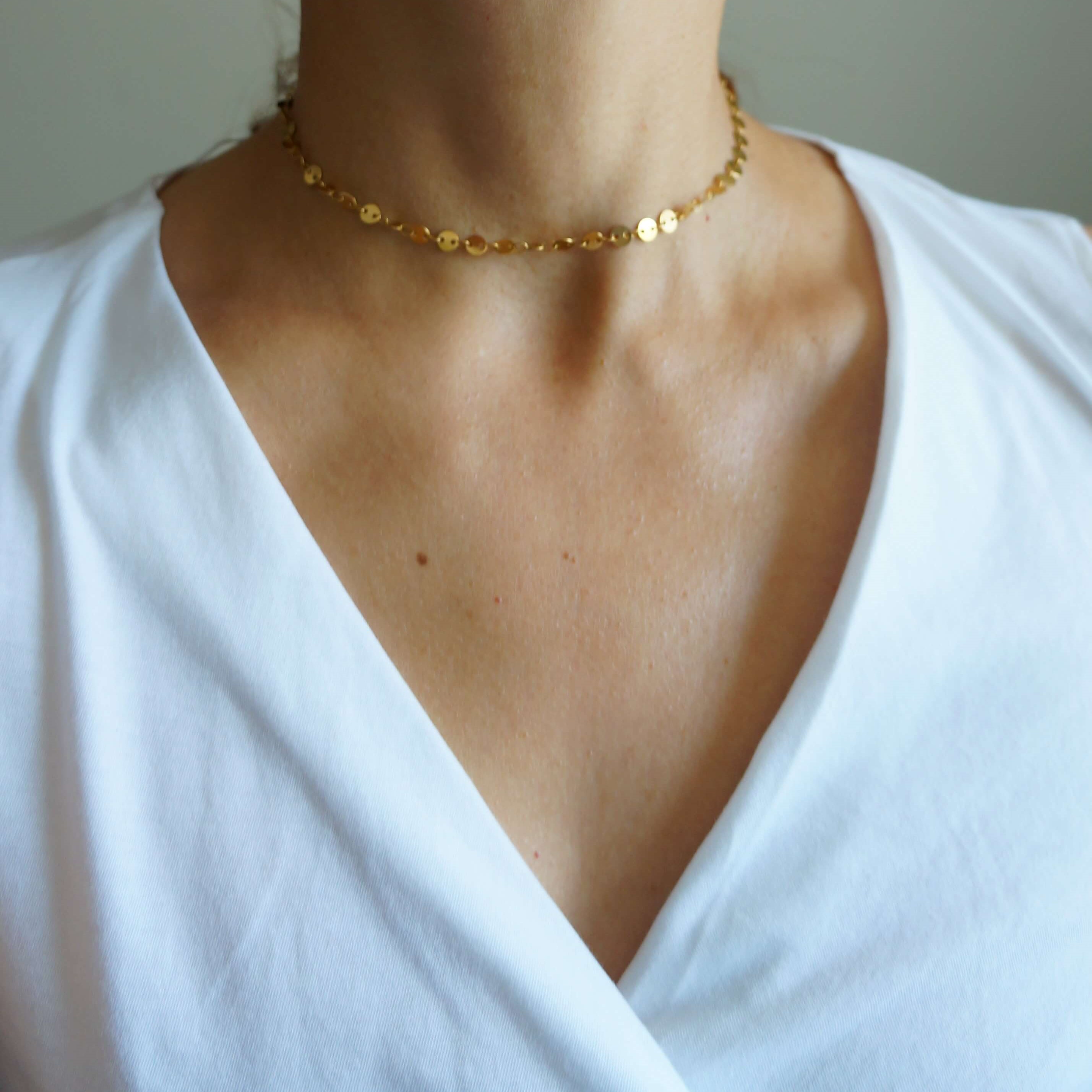 Shimmer Choker