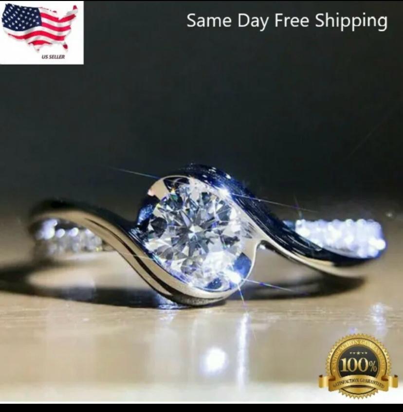 Luxury female iced ring