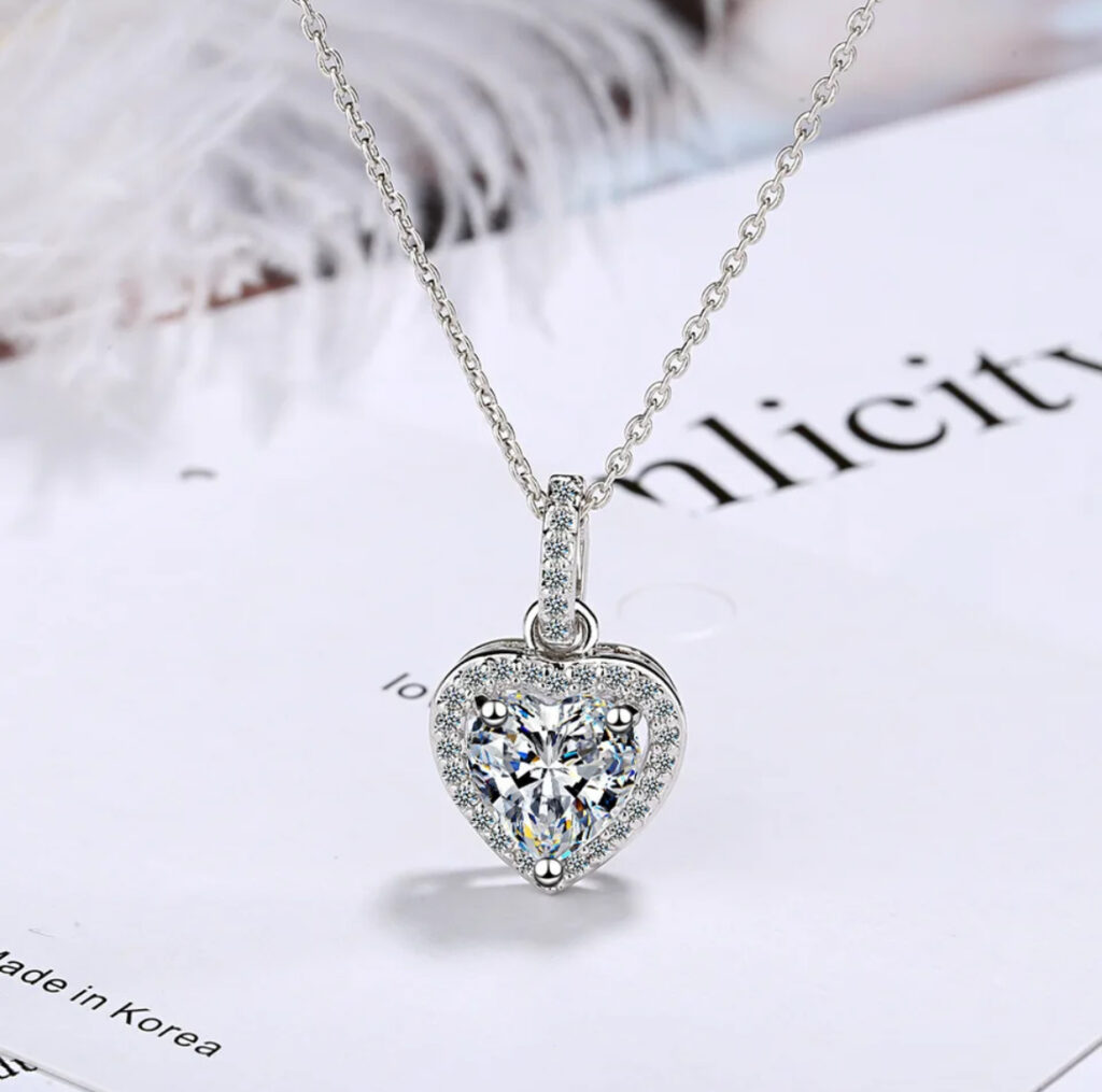 Heart-Shaped Pendant Necklace