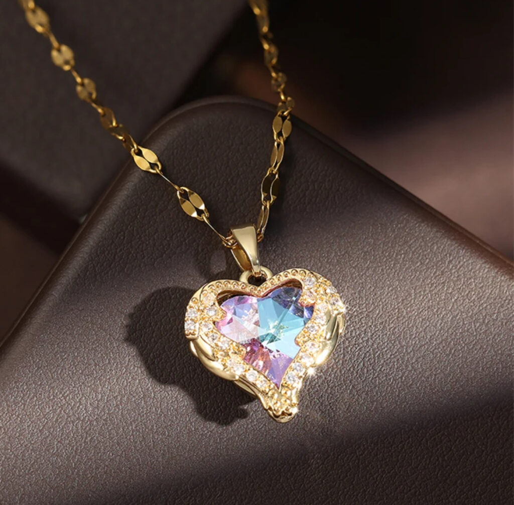 Heart-Shaped Pendant Necklace