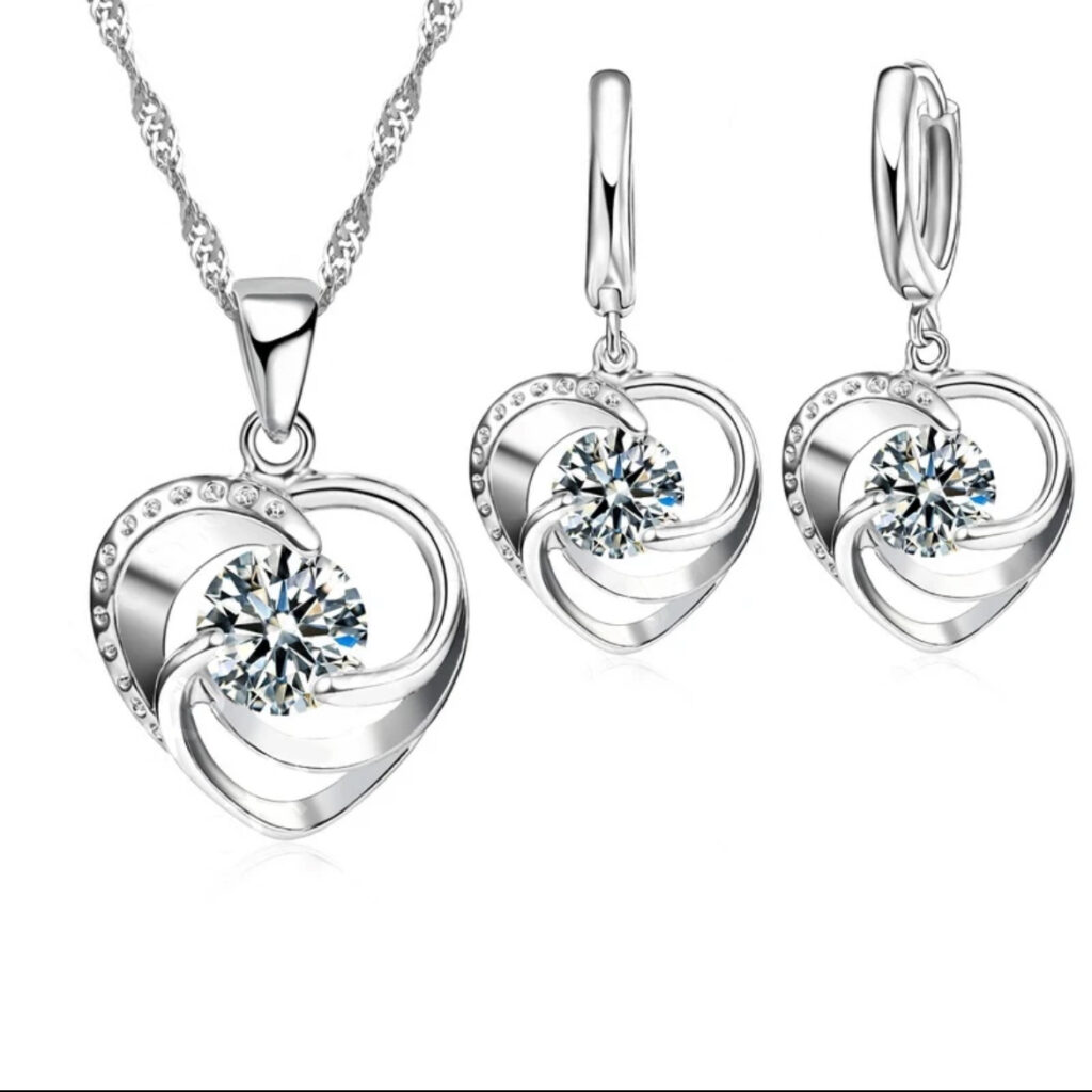 Elegant Heart-shaped Jewelry Set