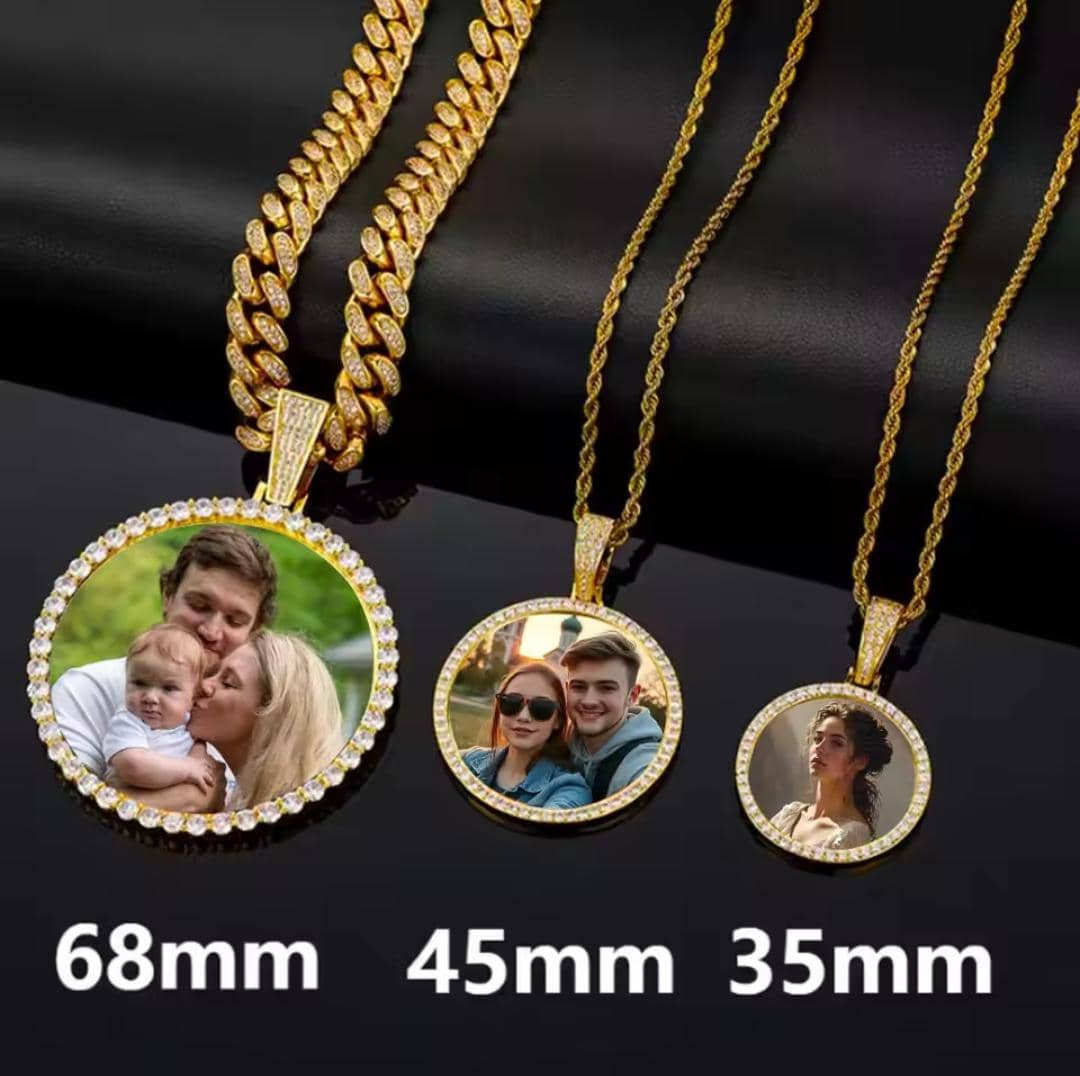Customizable Necklace (can dm on whatsapp for more customization tips)