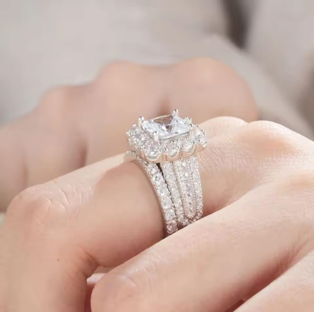 Elegant Diamond Ring Set