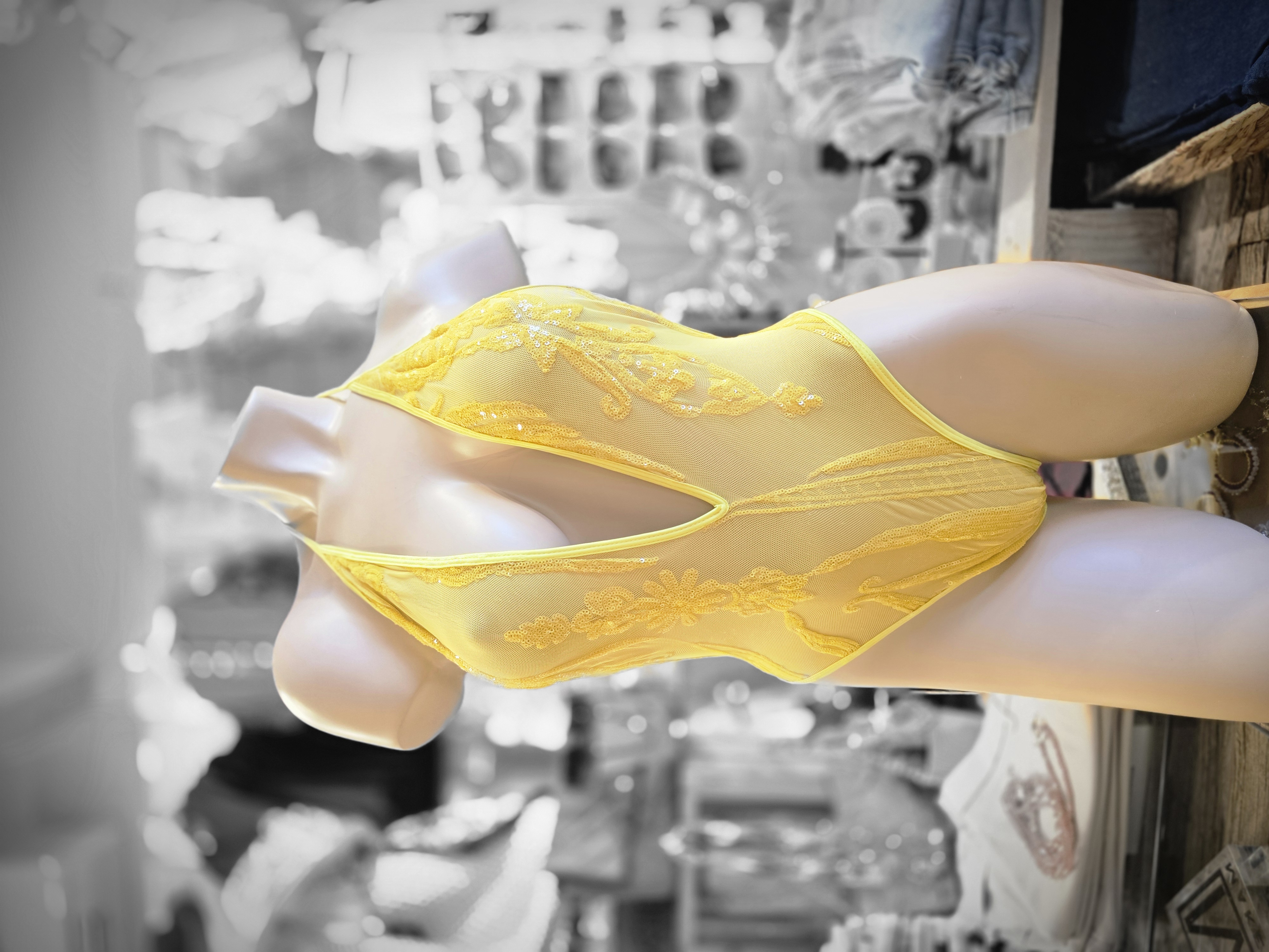 🌟 Bright Yellow Swimsuit/Bodysuit – One Size 🌟