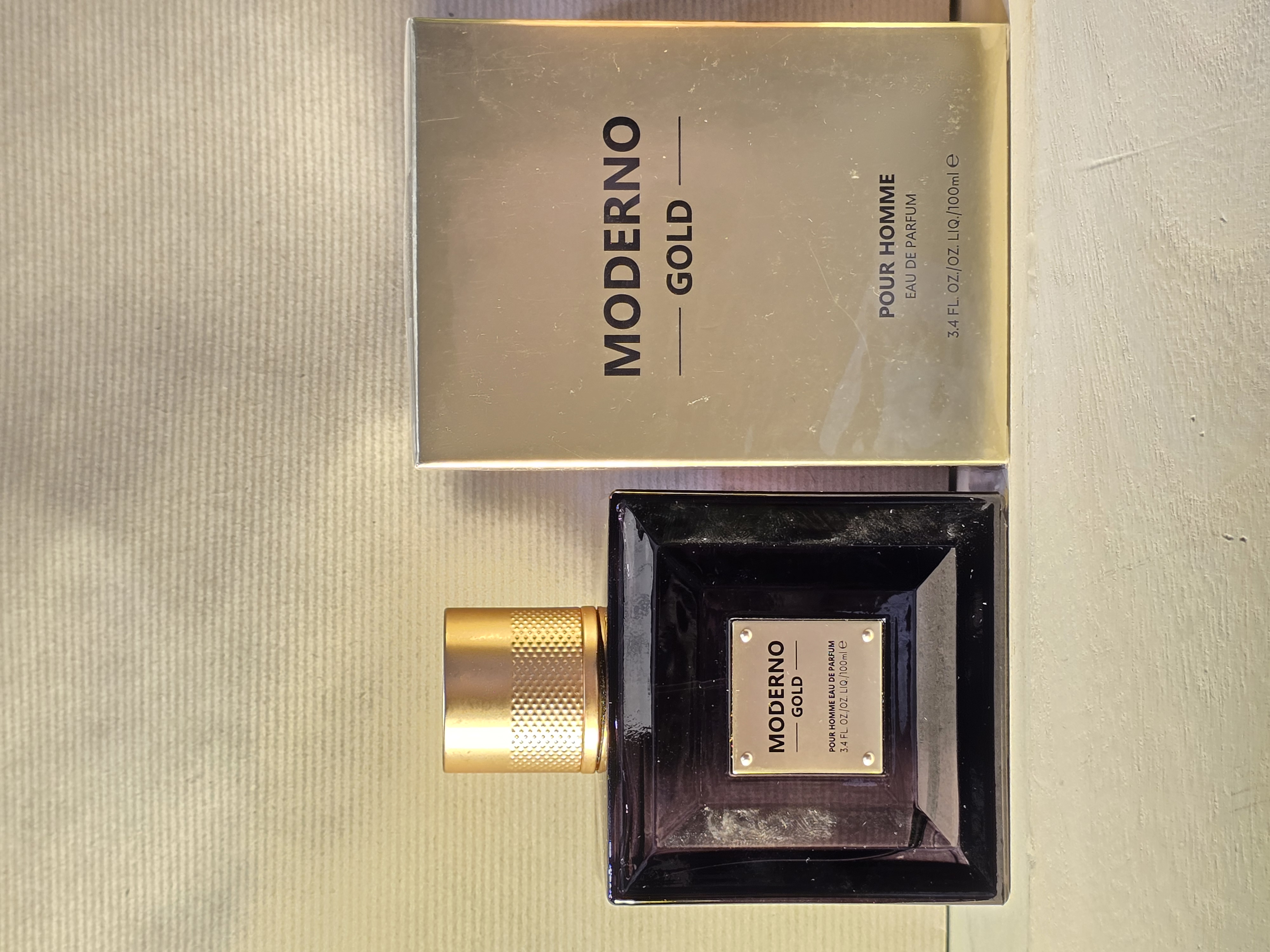 Moderno Gold Eau de Parfum