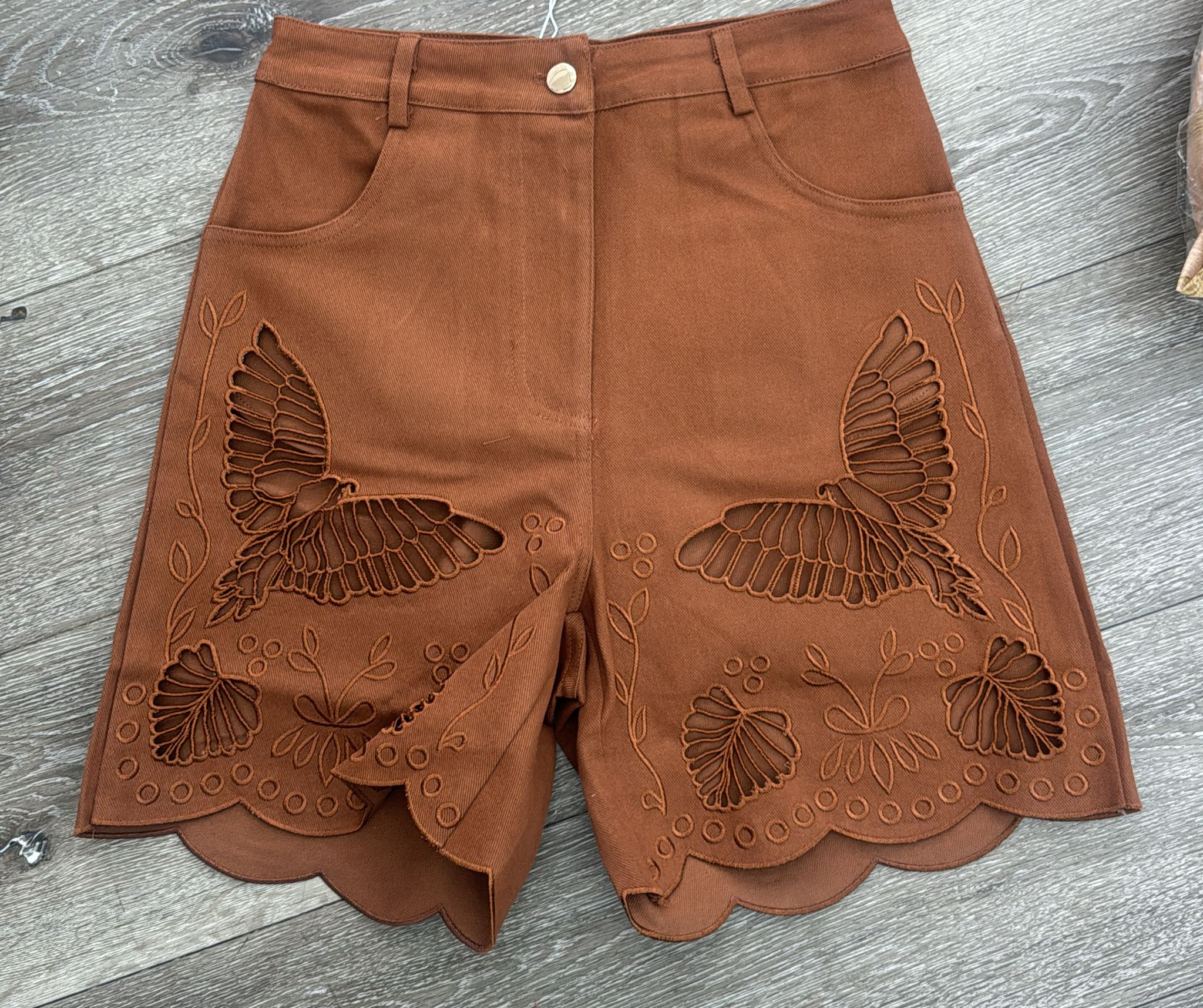 Brown High-Waist Shorts with Butterfly Embroidery