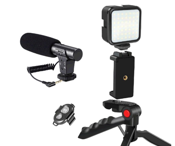 Professional Vlogging Kit With Tripod LED Video Light And Phone Holder