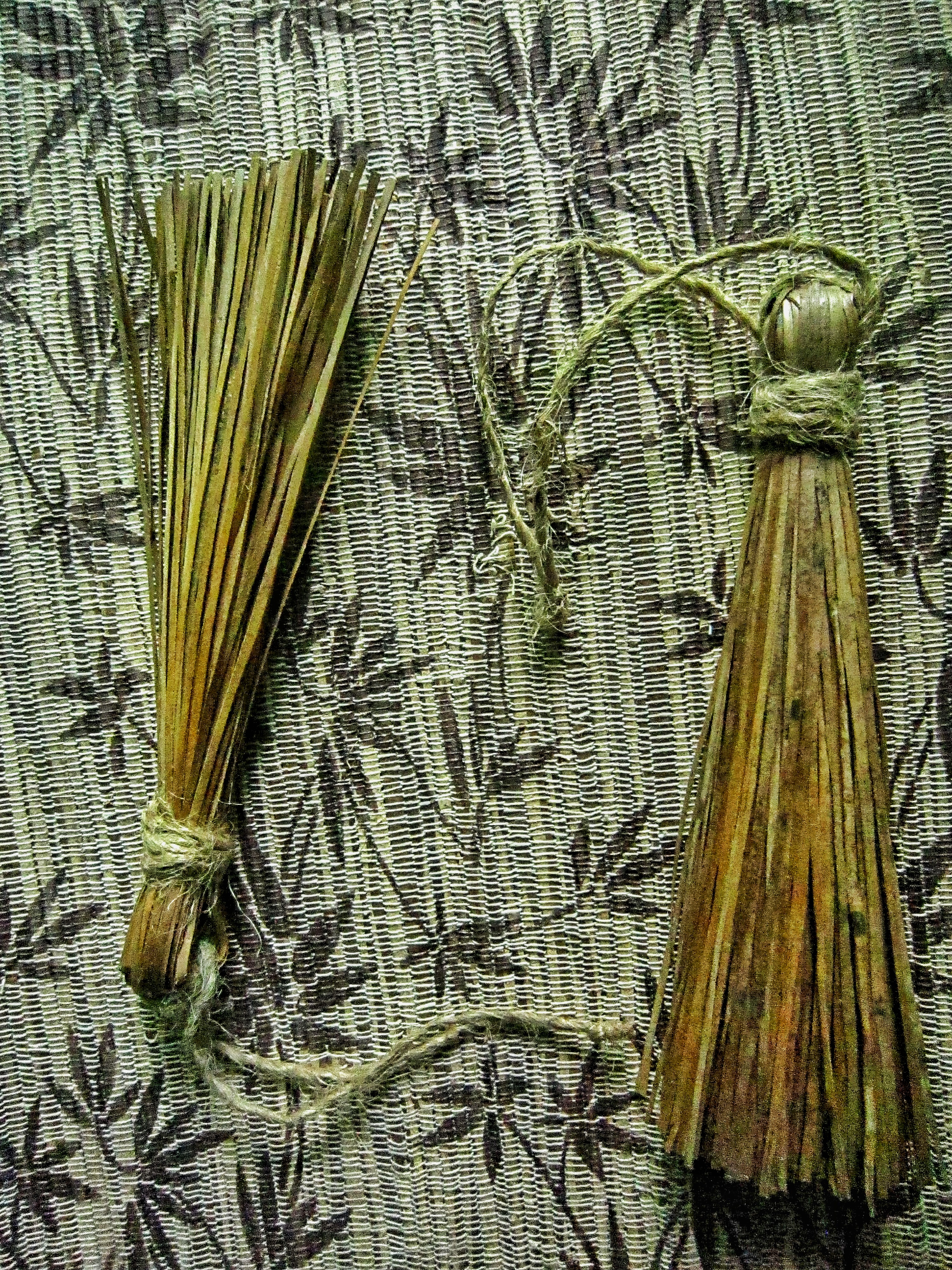 Natural tassel,Coconut leaves craft,Sustainable tassel,Beautiful brown tassel,Sustainable charming,Home decor tassel,Calm brown tassel.Autumn gift 