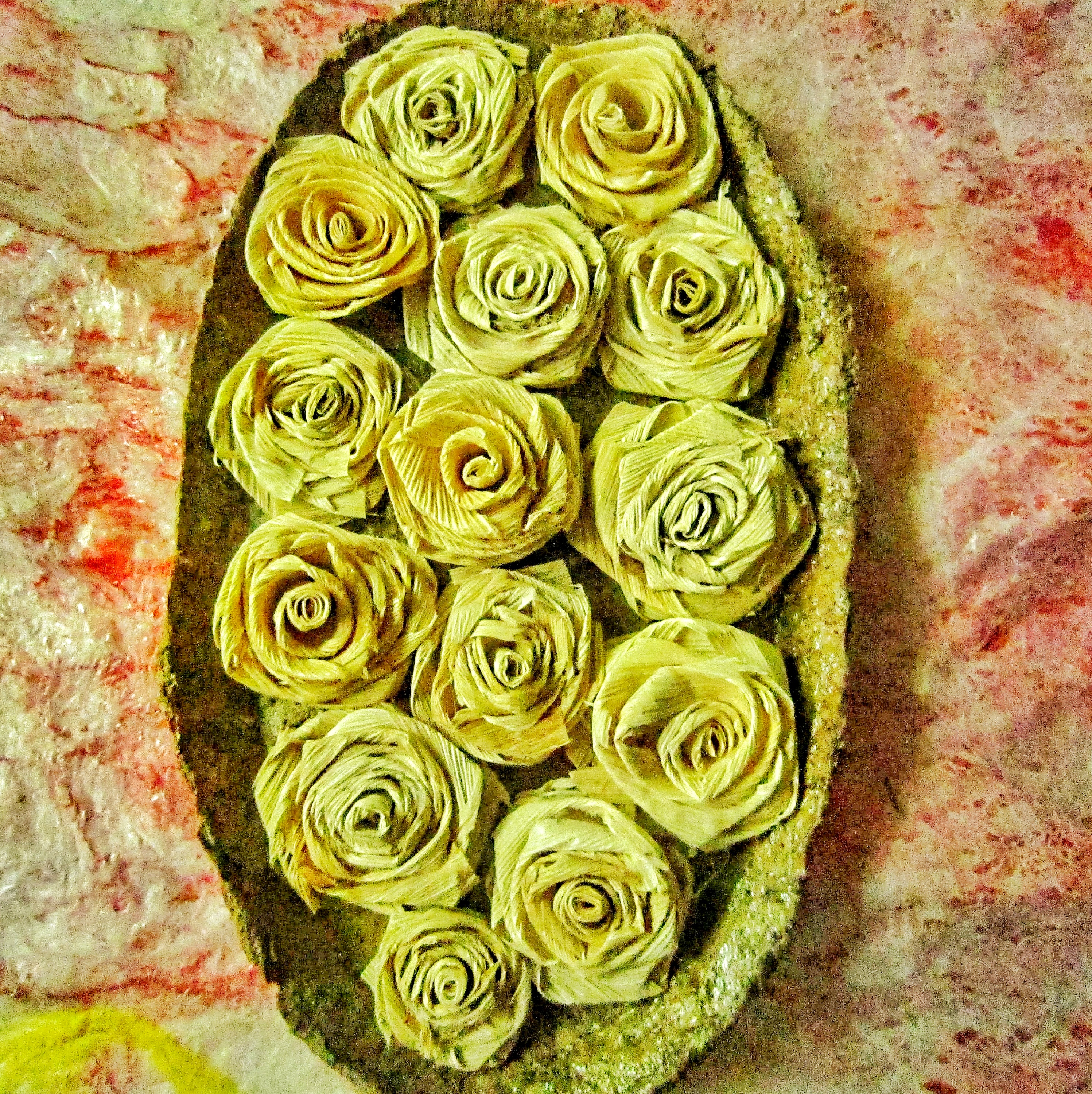 Rose oval frame,Corn husk rose frame,Autumn oval decor,Sustainable rose oval frame,Mini oval blossom,Mini blossom home decor,Sustainable blossom 