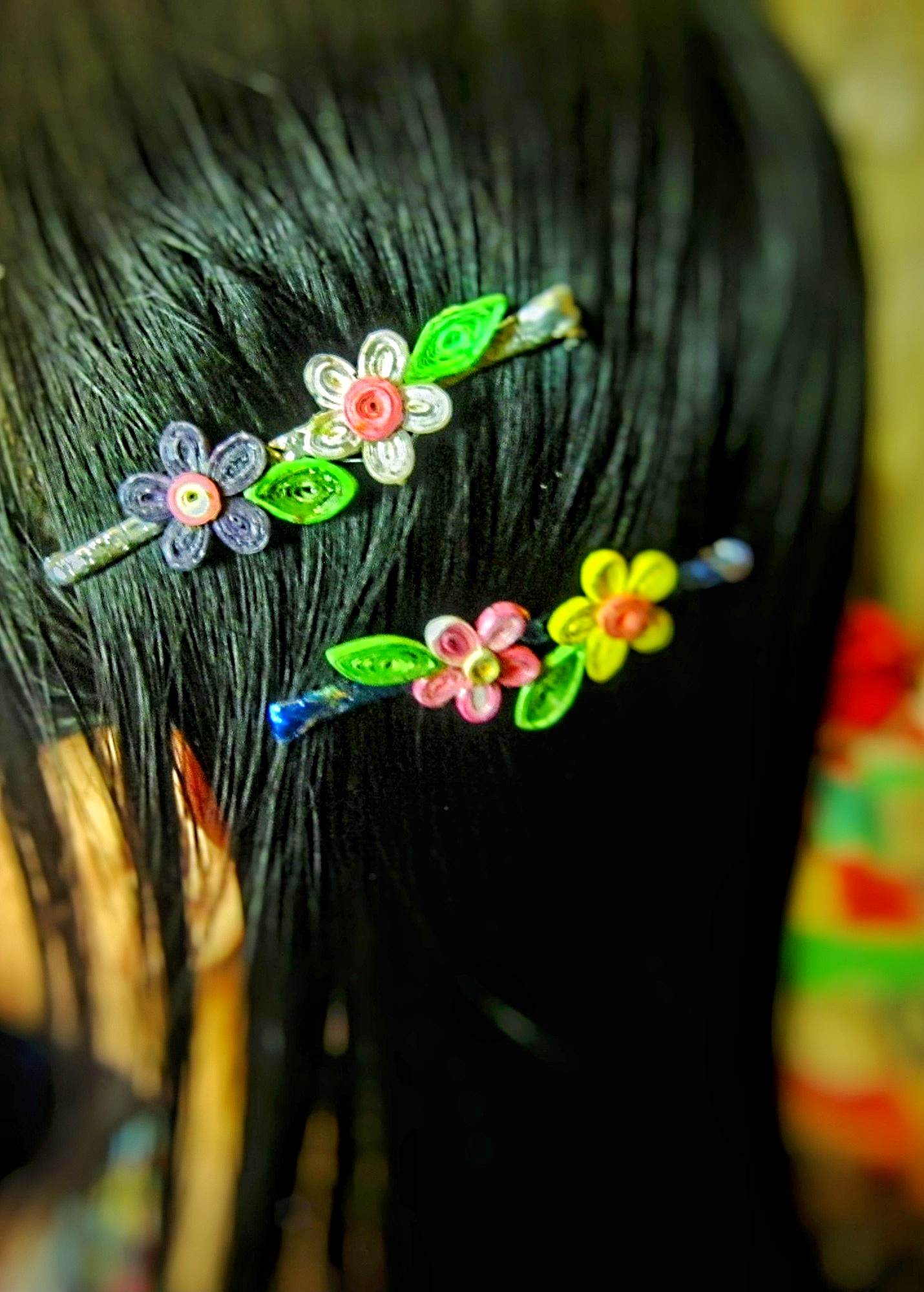 Paper flower hair clips,Recycle paper flowers,Recycle jewelry,Tiny hair clips,Paper jewelry,Hair clips flower,Recycle accessories,Metallic