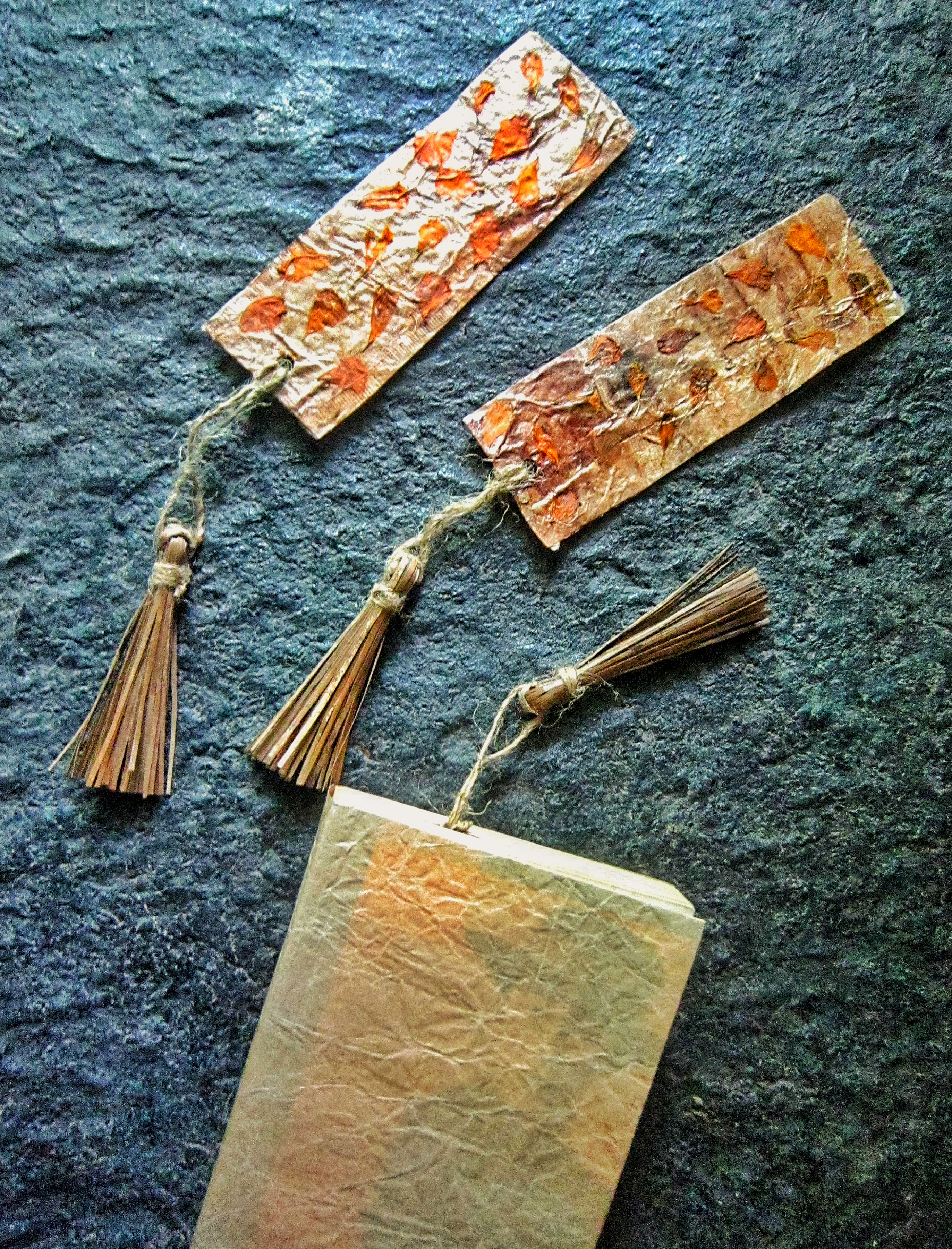 Dry flower bookmark,Natural bookmark,Tea paper bookmark,Planet friendly gift,Botanica bookmark,Vegetarian gift,Autumn bookmark,Double flower