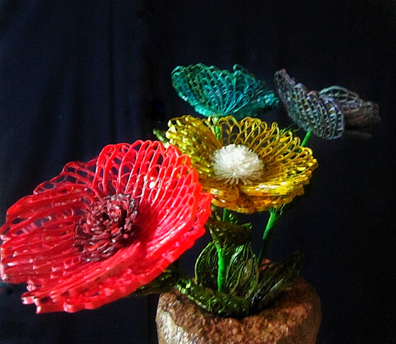 Poppy and vases,Recycle paper poppies,Poppy decoration,Recycle flower vases,Poppy ornament,Cheerful poppy,Recycle vase,Quilling decor,Eco